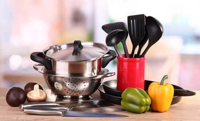 7 Alat Masak yang Wajib Dimiliki Anak Kost. Checklist Yuk!