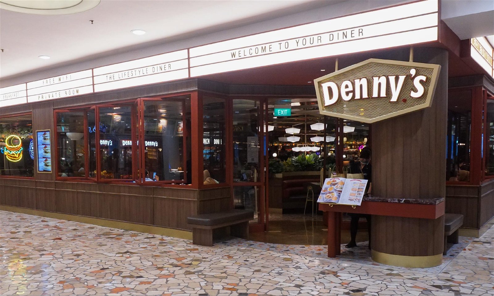 Sarapan Autentik Gaya US di Denny’s Senayan City