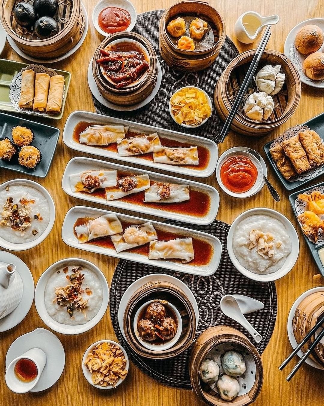 10 Tempat Makan Dimsum di Surabaya Paling Mantap