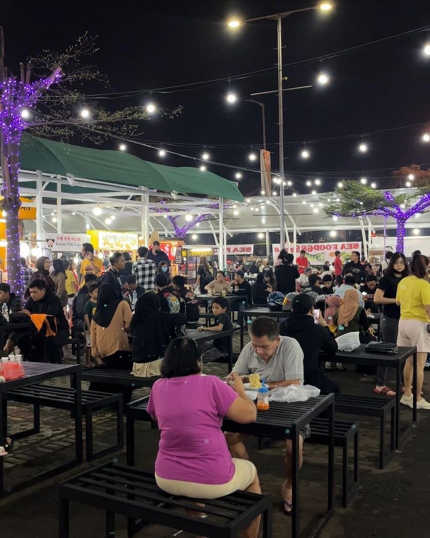 10 Rekomendasi Jajanan Paling Enak di G Town Square