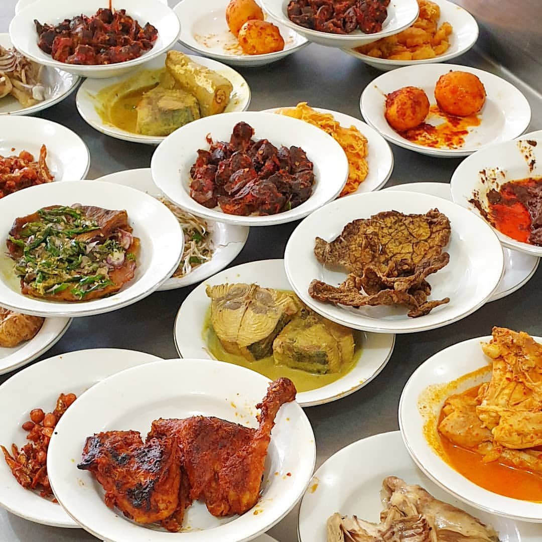 10 Restoran Nasi Padang di Semarang yang Lamak Bana