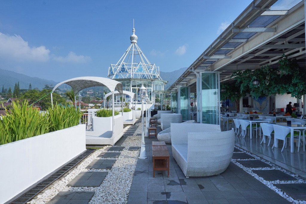 13 Restoran Rooftop di Bogor yang Keren Buat Instagram