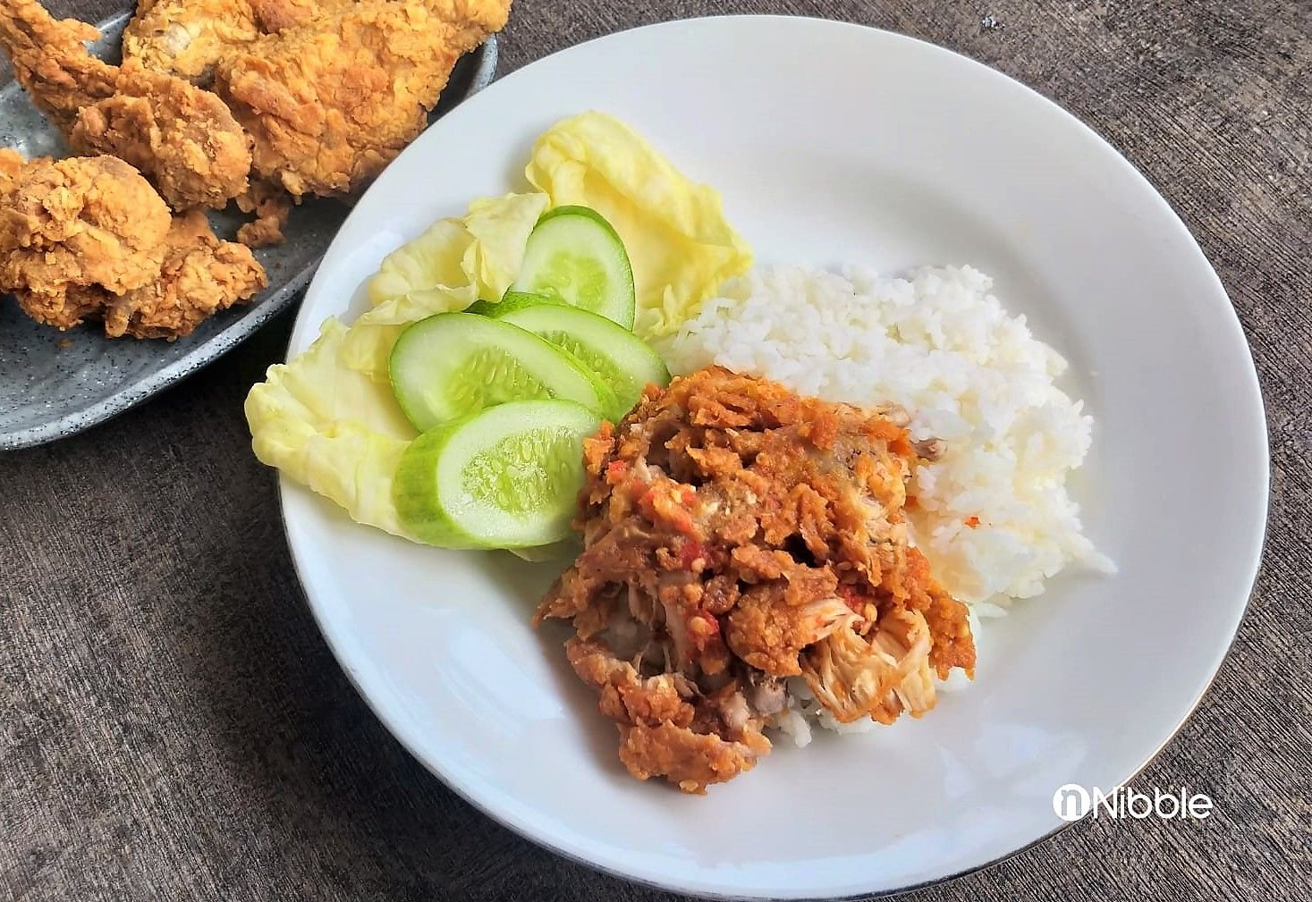 Resep Ayam Geprek Pedas Mantap