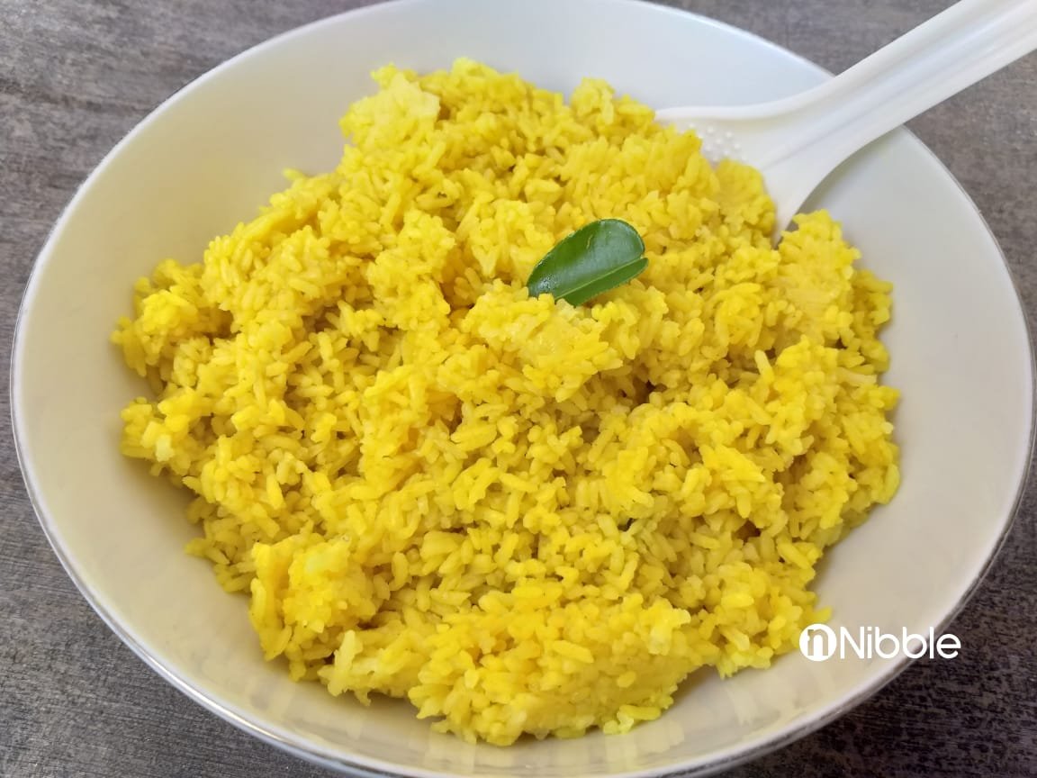 Resep Nasi Kuning Gurih dan Pulen