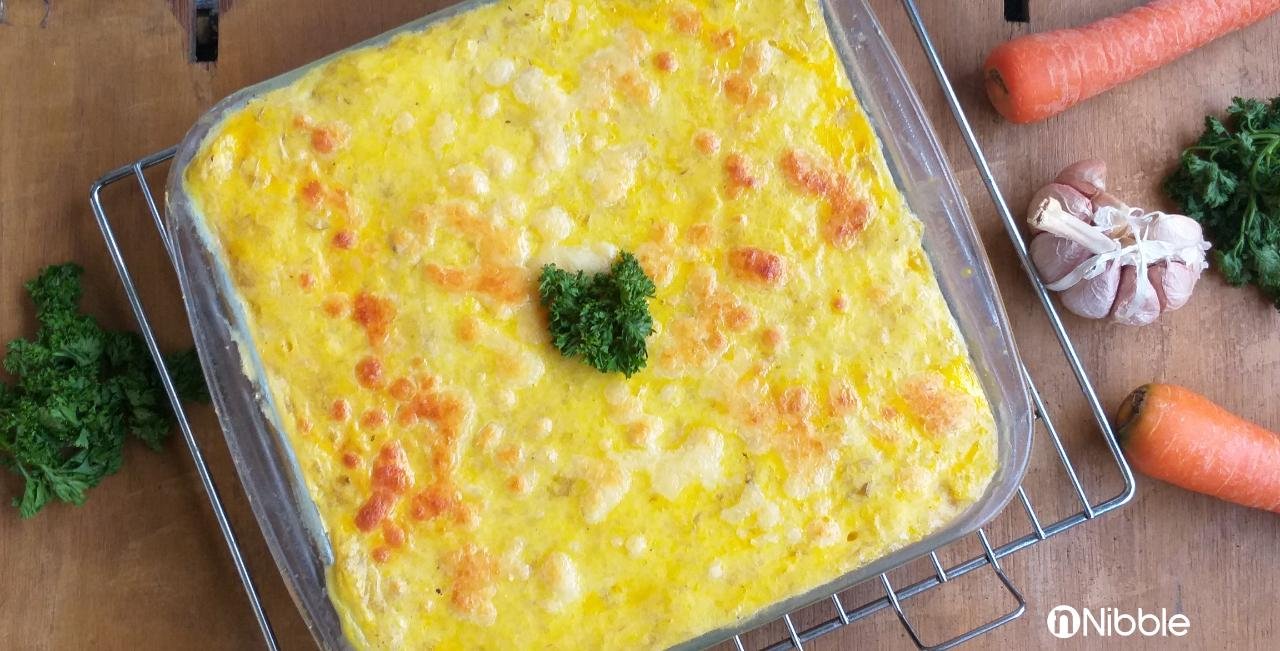 Resep Pastel Tutup Creamy dan Cheesy